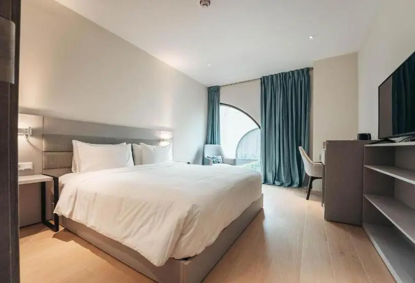 اتاق لوکس با تخت بزرگ, Elements Hotel & Shops Curaçao