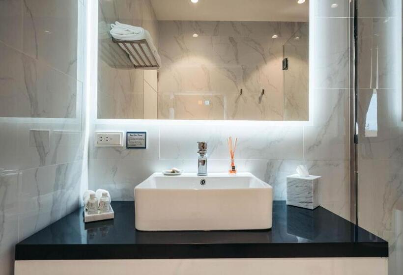 سوئیت با بالکن, Elements Hotel & Shops Curaçao