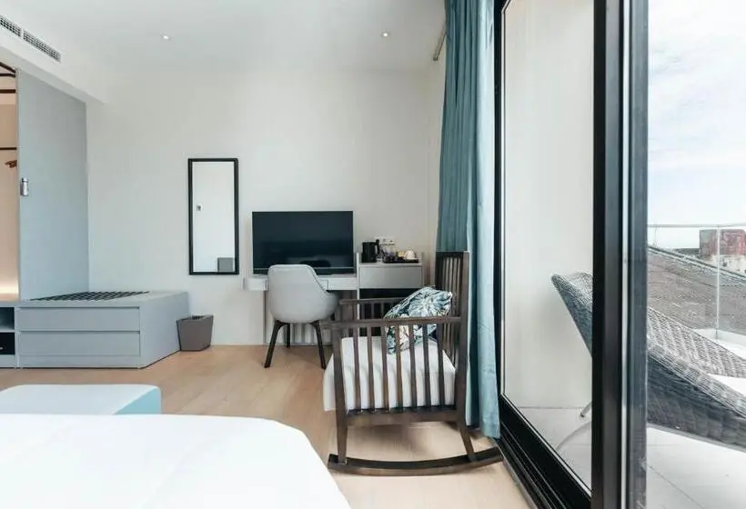 سوئیت با بالکن, Elements Hotel & Shops Curaçao