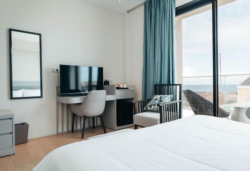 سوئیت با بالکن, Elements Hotel & Shops Curaçao