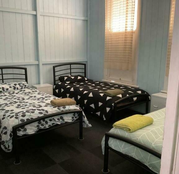 스탠다드 트리플 룸, 19 Cobb Lane