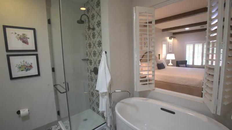 غرفة قياسية سرير كينج, The Lodge At Healdsburg, Tapestry Collection By Hilton