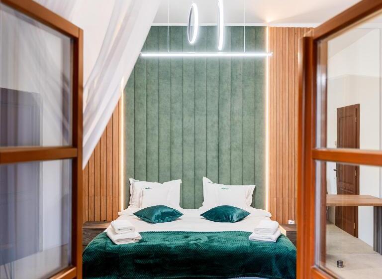 جناح دوبلكس, Wanderer Sighisoara