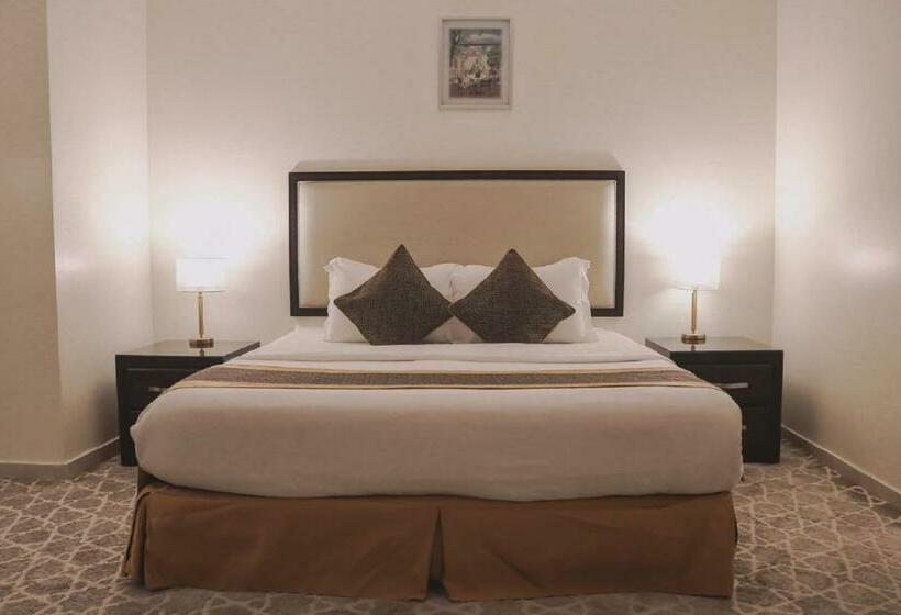 استودیوی استاندارد, فندق البروج