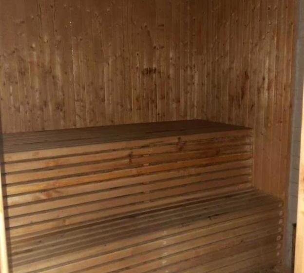 سوییت جونیور, Diamond Hotel Dushanbe