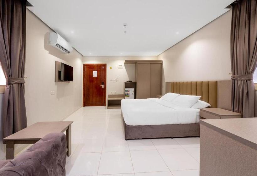 디럭스 룸, اجنحة نجمة ثلاثية Triple Star