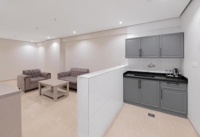 디럭스 주니어 스위트, اجنحة نجمة ثلاثية Triple Star