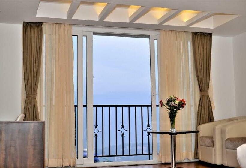 ファミリールーム, Magpie Libing Grand