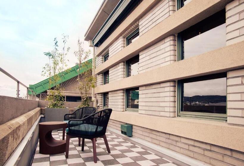 اتاق استاندارد با تخت بزرگ, Marufukuro