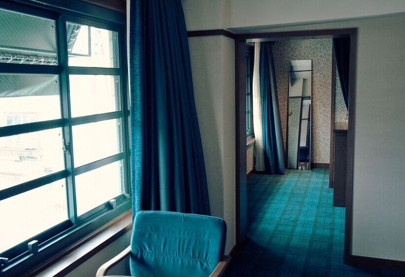 اتاق استاندارد با اتاق نشیمن, Marufukuro