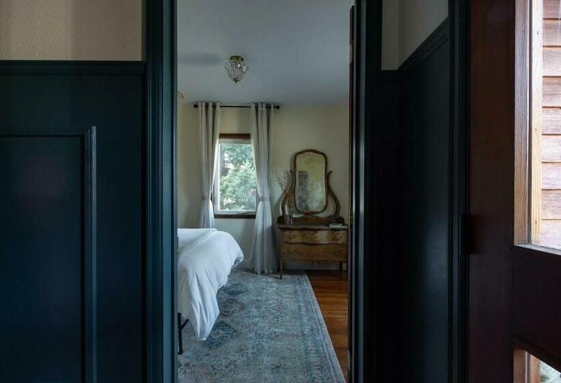 带共用浴室的标准房间, Historic Hotel Packwood