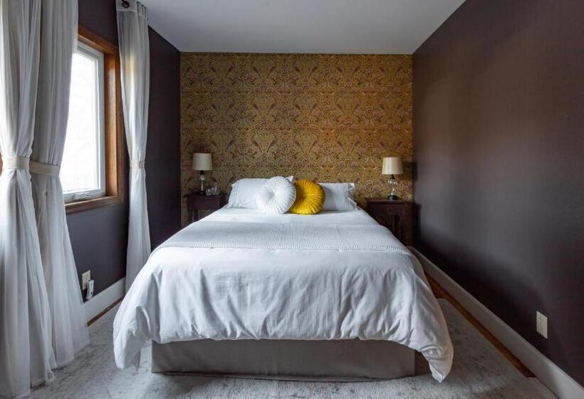 带共用浴室的标准房间, Historic Hotel Packwood