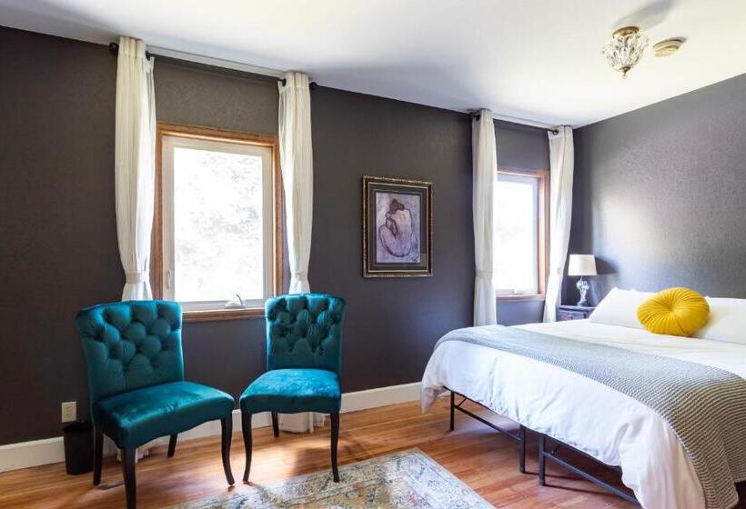 1间卧室的房子, Historic Hotel Packwood