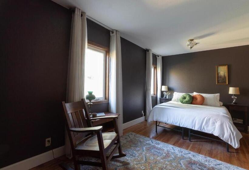 1间卧室的房子, Historic Hotel Packwood