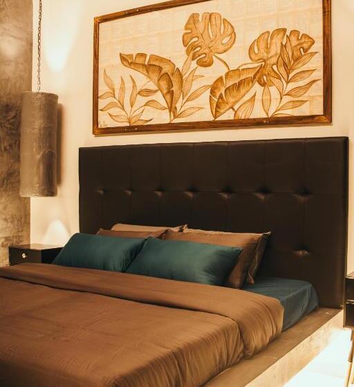 اتاق استاندارد با تخت بزرگ, Novella