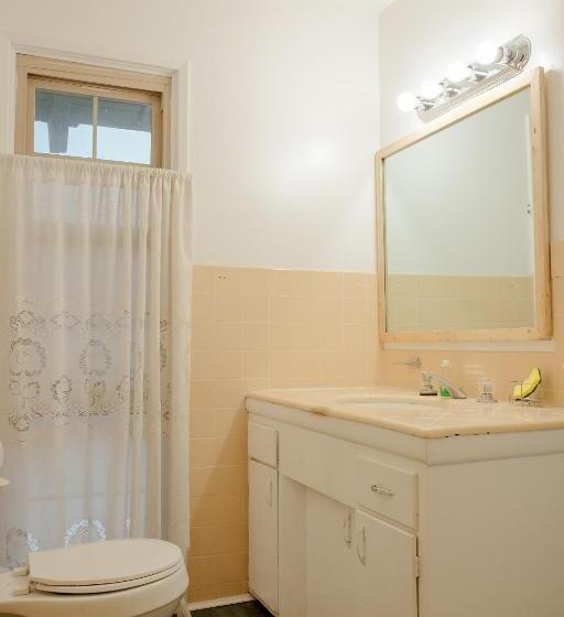 Стандартный Номер Кровать Кинг, Sherwood Arms Motel