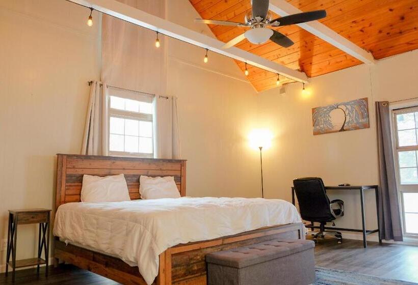 Стандартный Номер Кровать Кинг, Sherwood Arms Motel