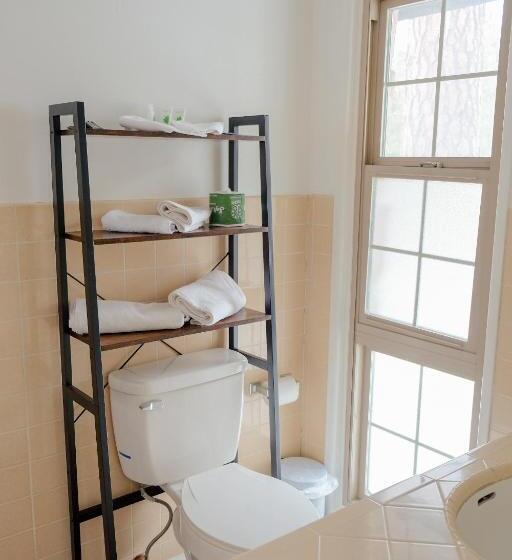 Стандартный Номер Кровать Кинг, Sherwood Arms Motel