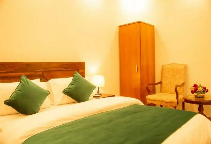 اتاق لوکس یک تخته, Bluesky Clifton
