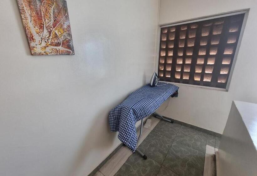 سوییت اجرایی, Amazing Grace Hostel And International Serviced Apartments