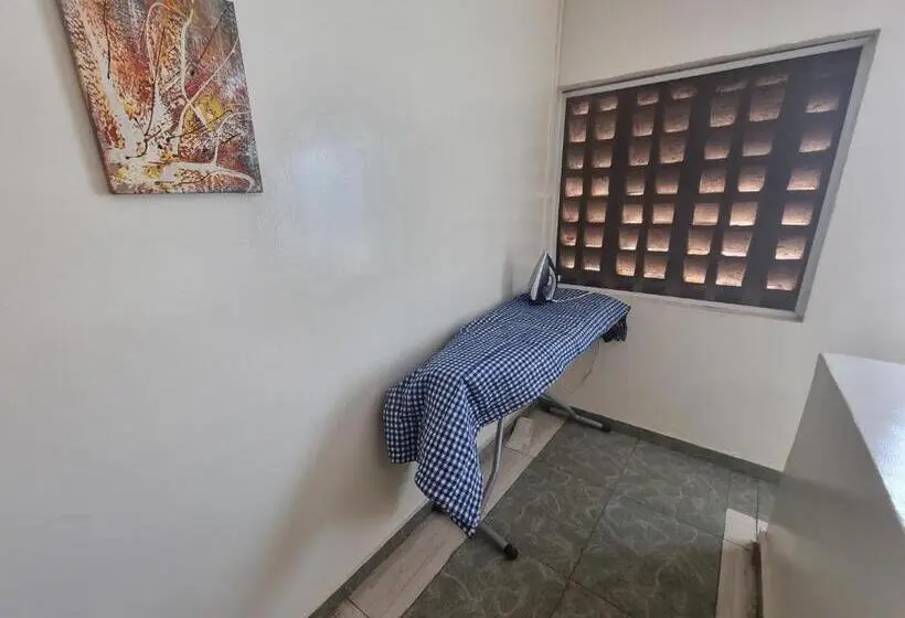 سوییت اجرایی, Amazing Grace Hostel And International Serviced Apartments