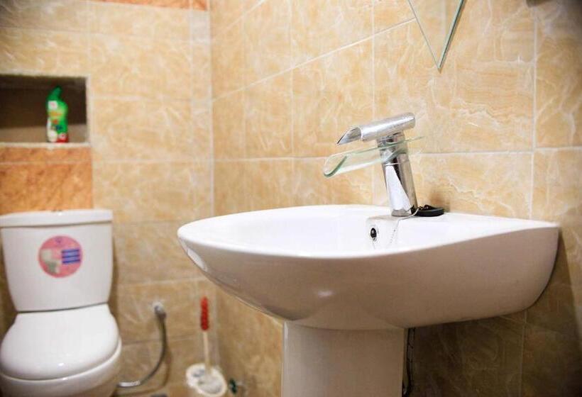 سوییت اجرایی, Amazing Grace Hostel And International Serviced Apartments