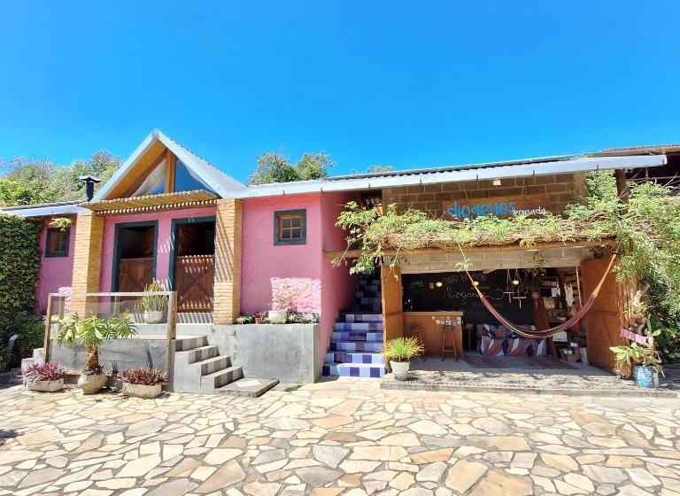 غرفة قياسية, Diógenes Pousada