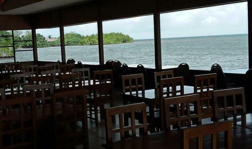 غرفة سوبيريور مطلة على حمام السباحة, Wailiti