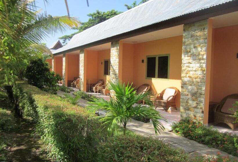 غرفة سوبيريور مطلّة علي البحر, Wailiti