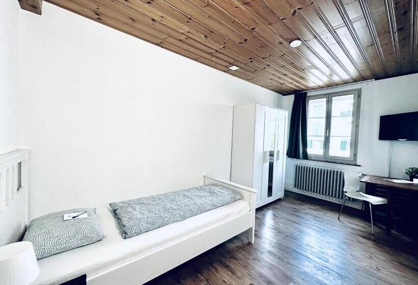 Номер Стандарт Индивидуальный Совместная Ванная, Monteurzimmer   Worker S Accommodation   Zimmerzuvermieten In Biberist