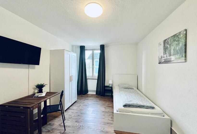 Номер Стандарт Индивидуальный Совместная Ванная, Monteurzimmer   Worker S Accommodation   Zimmerzuvermieten In Biberist