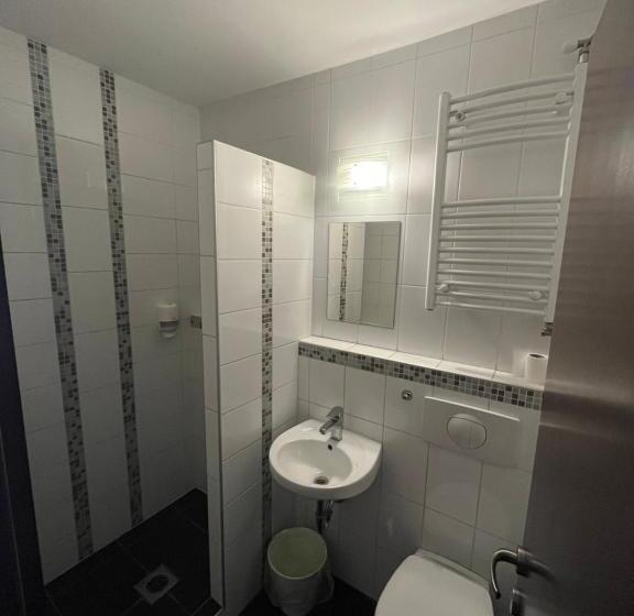 スタンダードルーム, Centrál Borház   étterem és Panzió