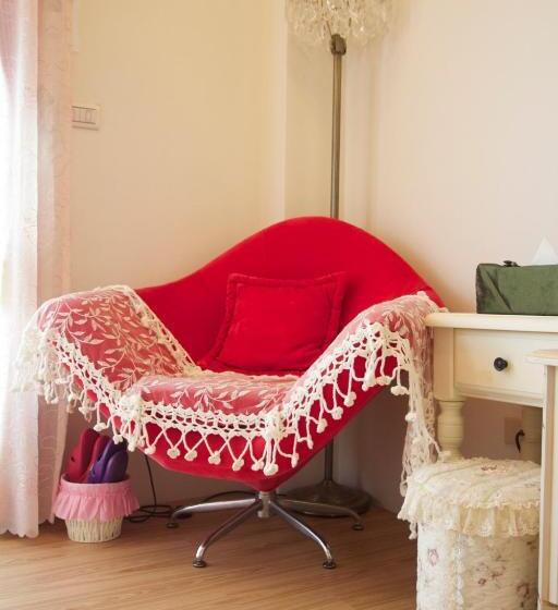 اتاق لوکس, Clover 248 B&b