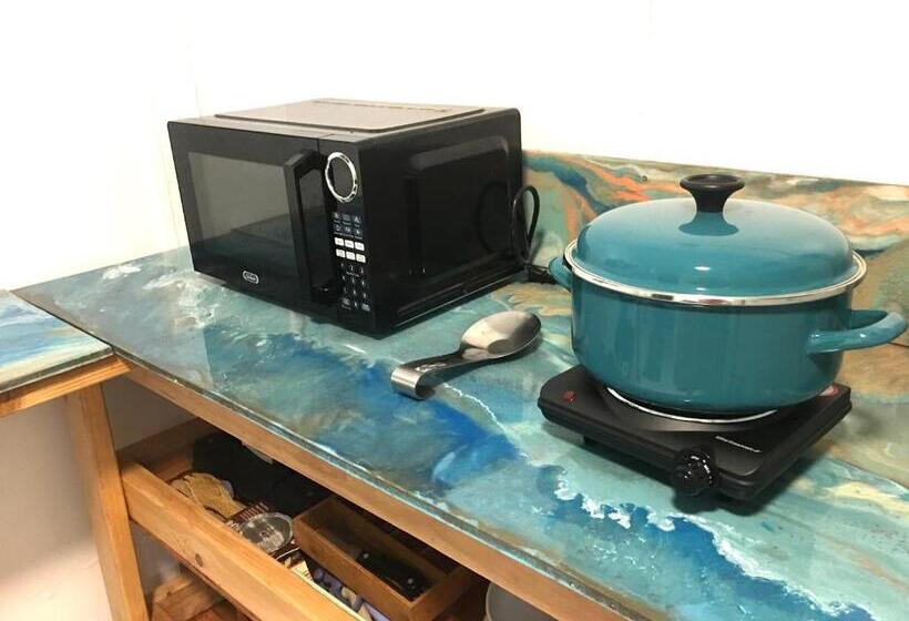 带共用浴室的标准房间, Pahoa Village Hostel