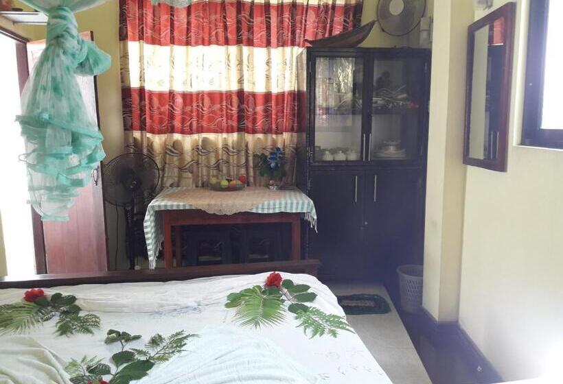 Номер Стандарт, Laksiri Villa