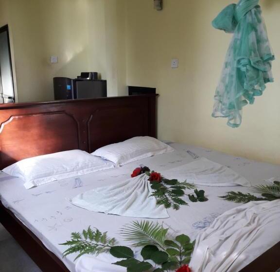 Номер Стандарт, Laksiri Villa