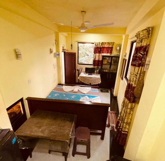 اتاق استاندارد, Laksiri Villa