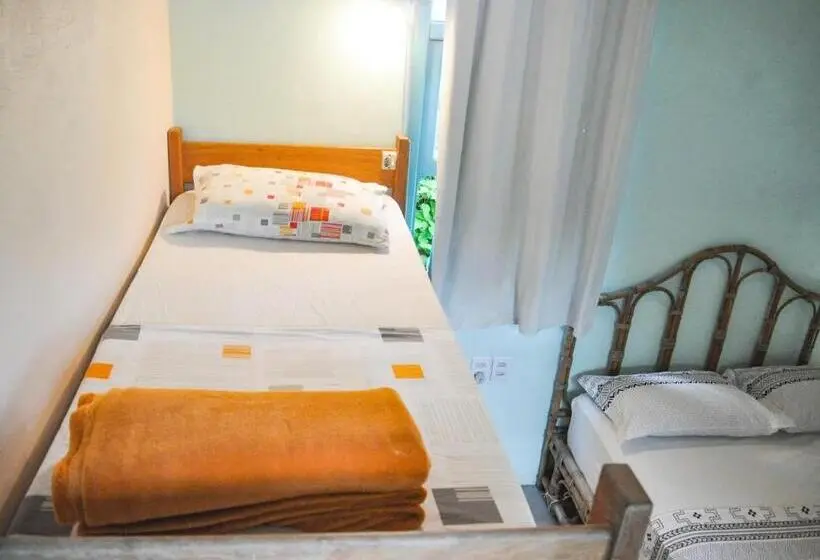 スタンダード４人部屋, Paikea Hostel Praia Do Rosa