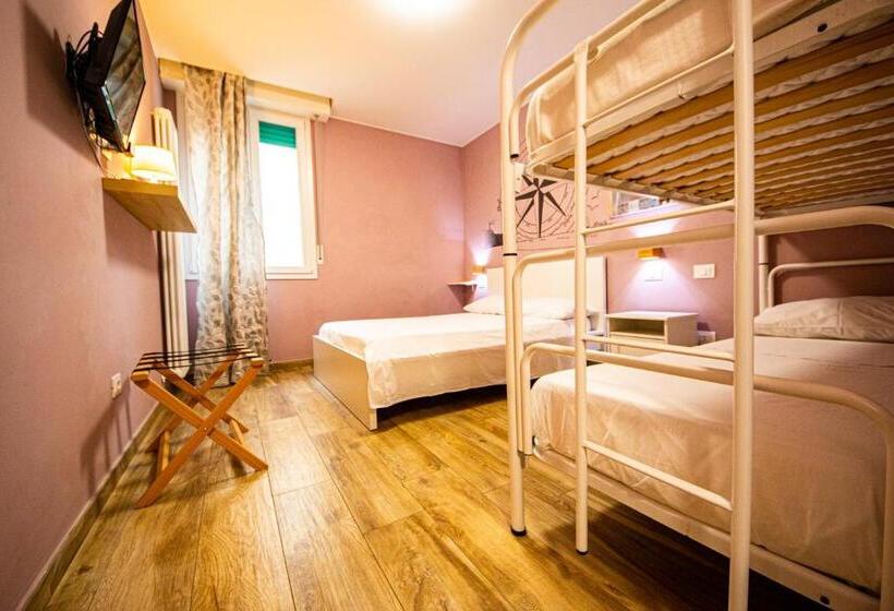 标准三人间, Sweet Harbour B&b