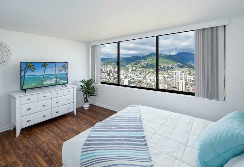 Апартаменты Пентхаус 1 Спальня, Waikiki Penthouse @ The Monarch