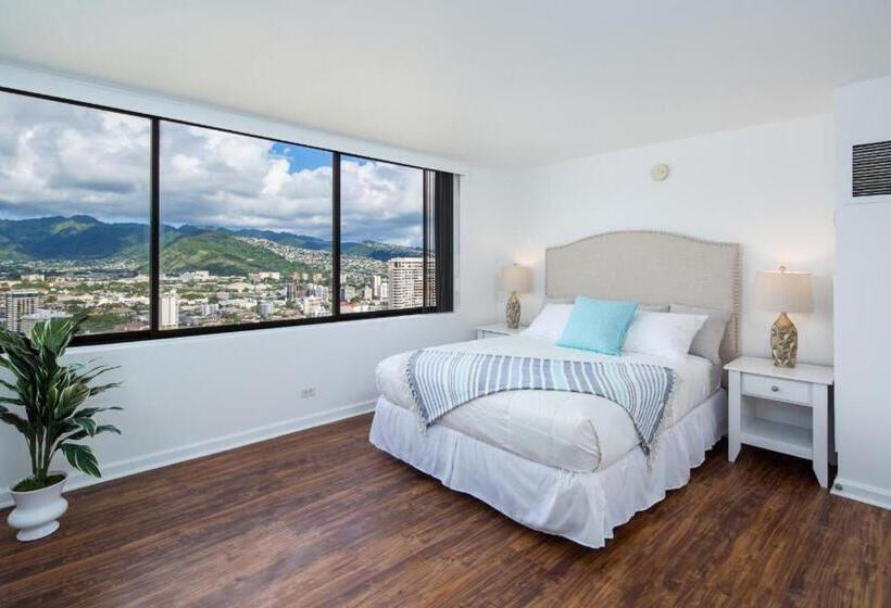 Апартаменты Пентхаус 1 Спальня, Waikiki Penthouse @ The Monarch