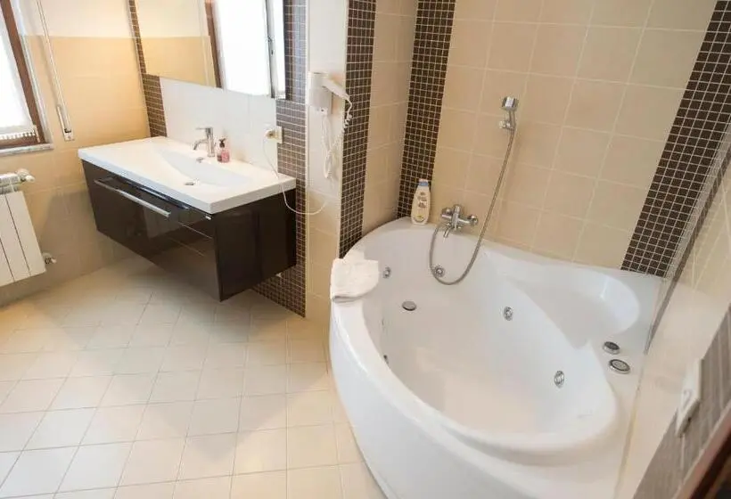Standard room with outdoor bath, B&b Villa Filetta