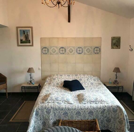 غرفة قياسية, Ferme De La Forterie