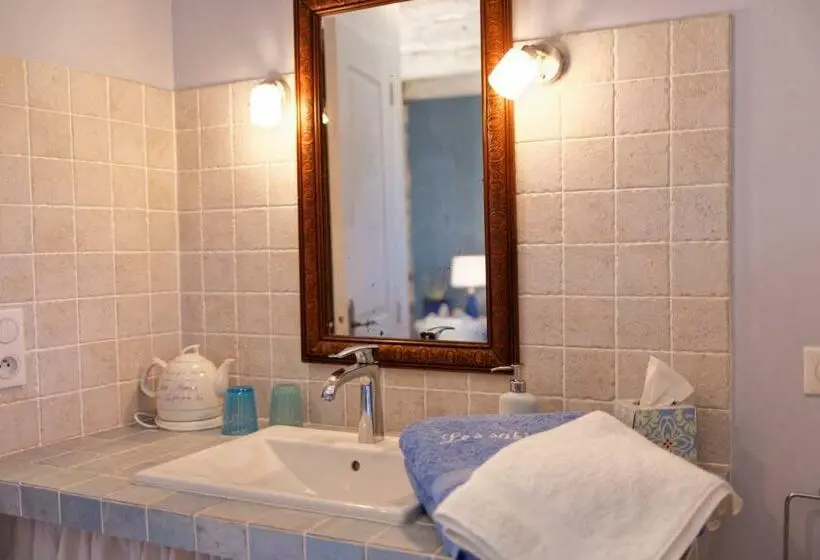 ガーデンビュースタンダードルーム, La Bruyle   Chambre D Hôtes De Charme