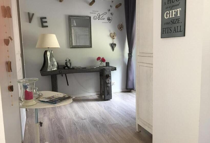 חדר סטנדרט, Le Moulin De La Castellerie