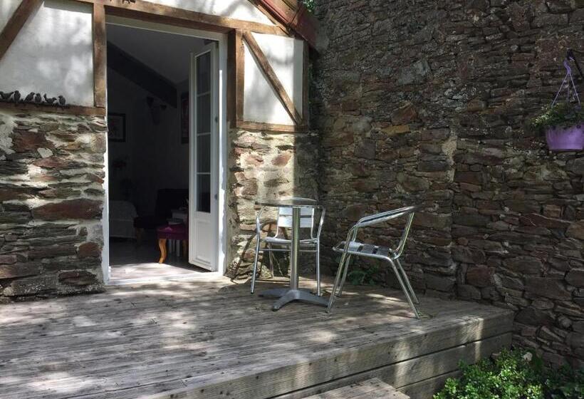Номер Стандарт, Le Moulin De La Castellerie