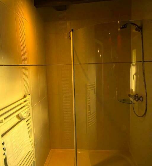 חדר סטנדרט, Longere De Nivinen