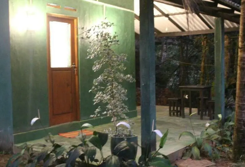 Standard-huone, Sinharaja Aranuwa Resort