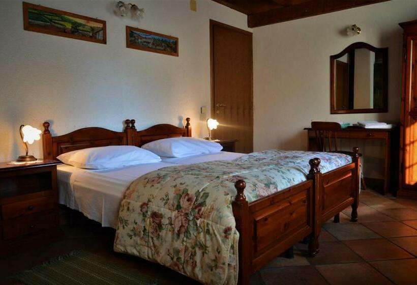 חדר סטנדרט מותאם לאדם עם מוגבלויות, Colja Jozko Agriturismo