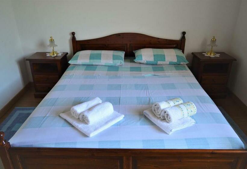 חדר משפחתי, Colja Jozko Agriturismo